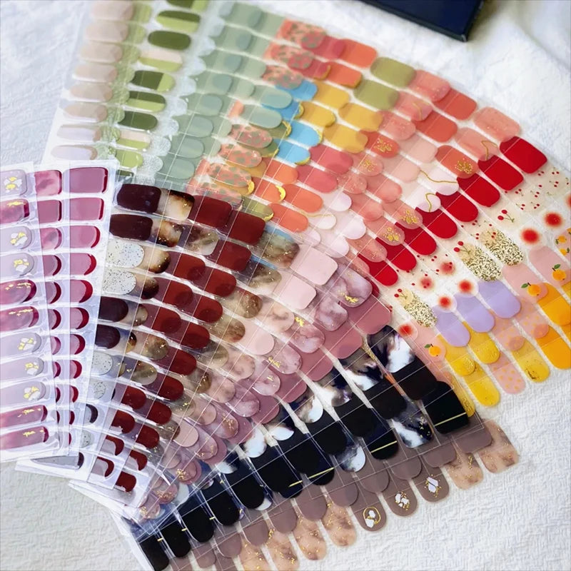 Autocollants d'art d'ongle semi-durci, 16 embouts