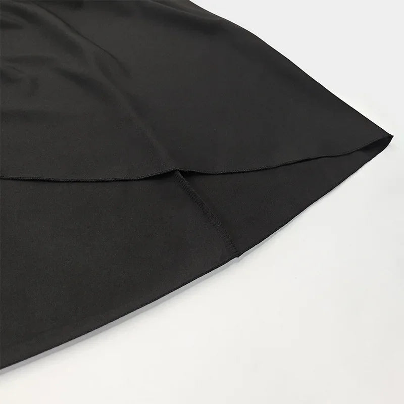 Robe Longue Noire Sexy à Col en V – Été 2024